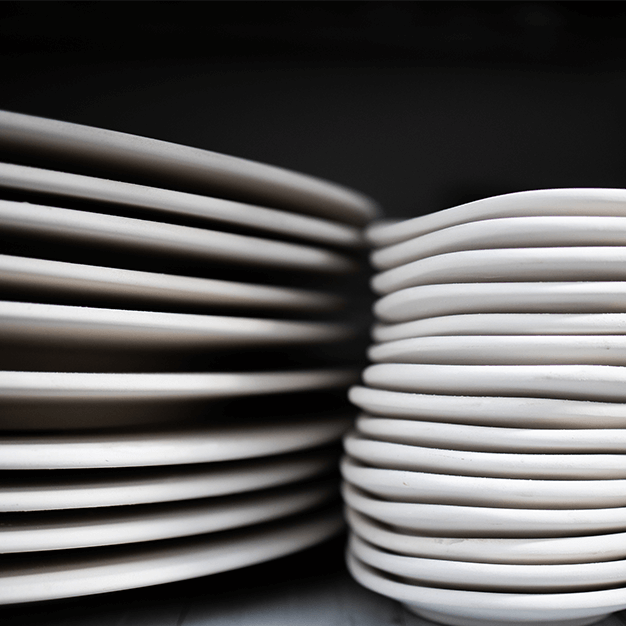 piatti in ceramica fatti a mano